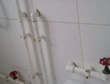 岭东水管维修多少钱